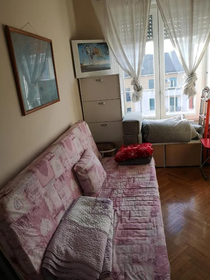 Apartment Appartamento Cadolini - Secured Parking! - Duomo In 20 Min - Quiteness And Garden Milan