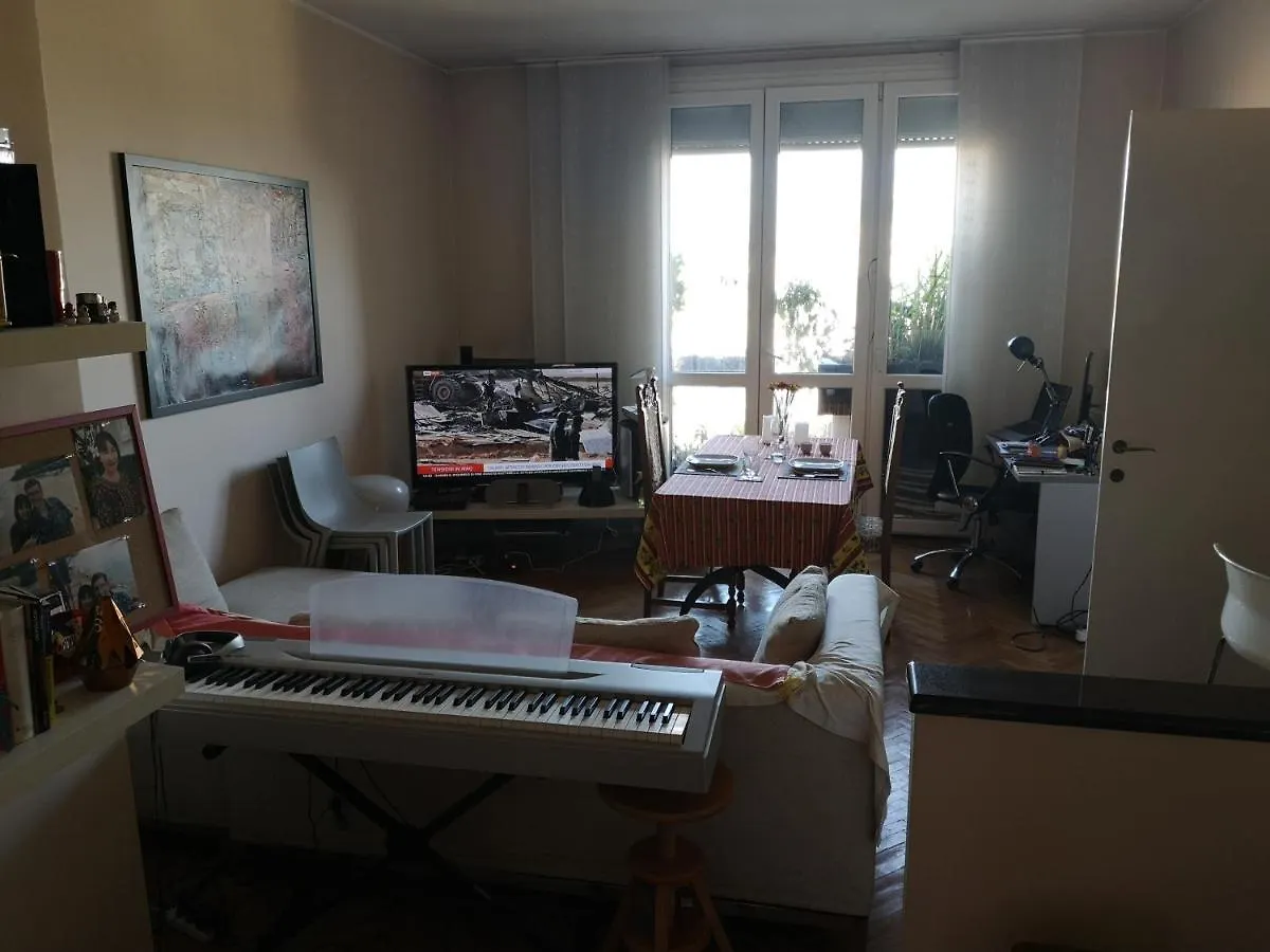 Apartment Appartamento Cadolini - Secured Parking! - Duomo In 20 Min - Quiteness And Garden Milan Italy